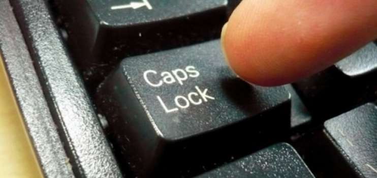 Включен Caps Lock