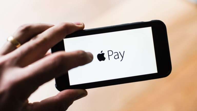 На каких Айфонах работает Apple Pay