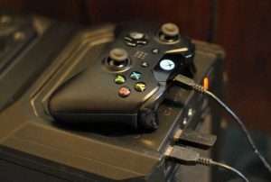 Джойстик Xbox One: способы подключения